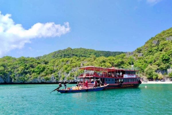 Angthong National Marine Park Tour