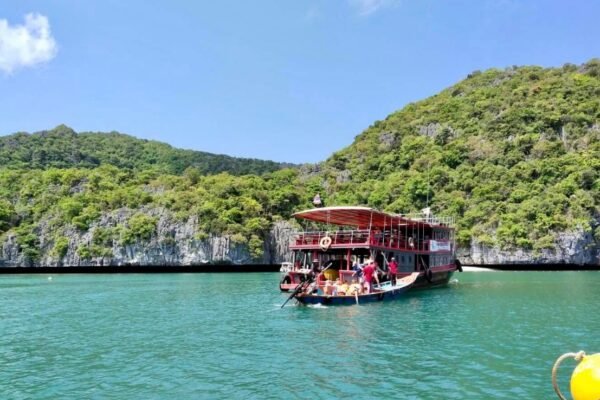 Angthong National Marine Park Tour
