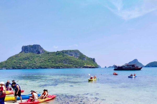 Angthong National Marine Park by Speed Boat