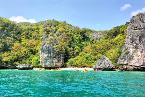 Angthong National Marine Park by Speed Boat
